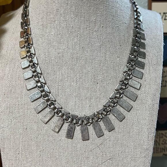 Premier Designs Silver Statement Necklace with Crystal Embellishments PDNK#2 - Picture 8 of 9
